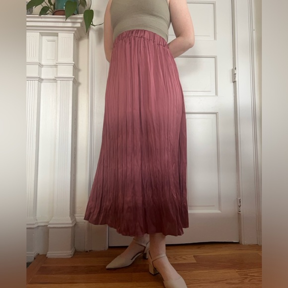 Zara pleated deep rose maxi skirt medium - Picture 5 of 6